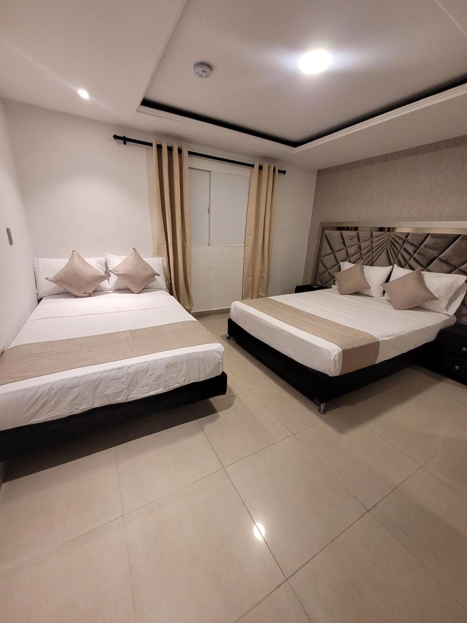 Hotel Med 33 Μεντεγίν Εξωτερικό φωτογραφία