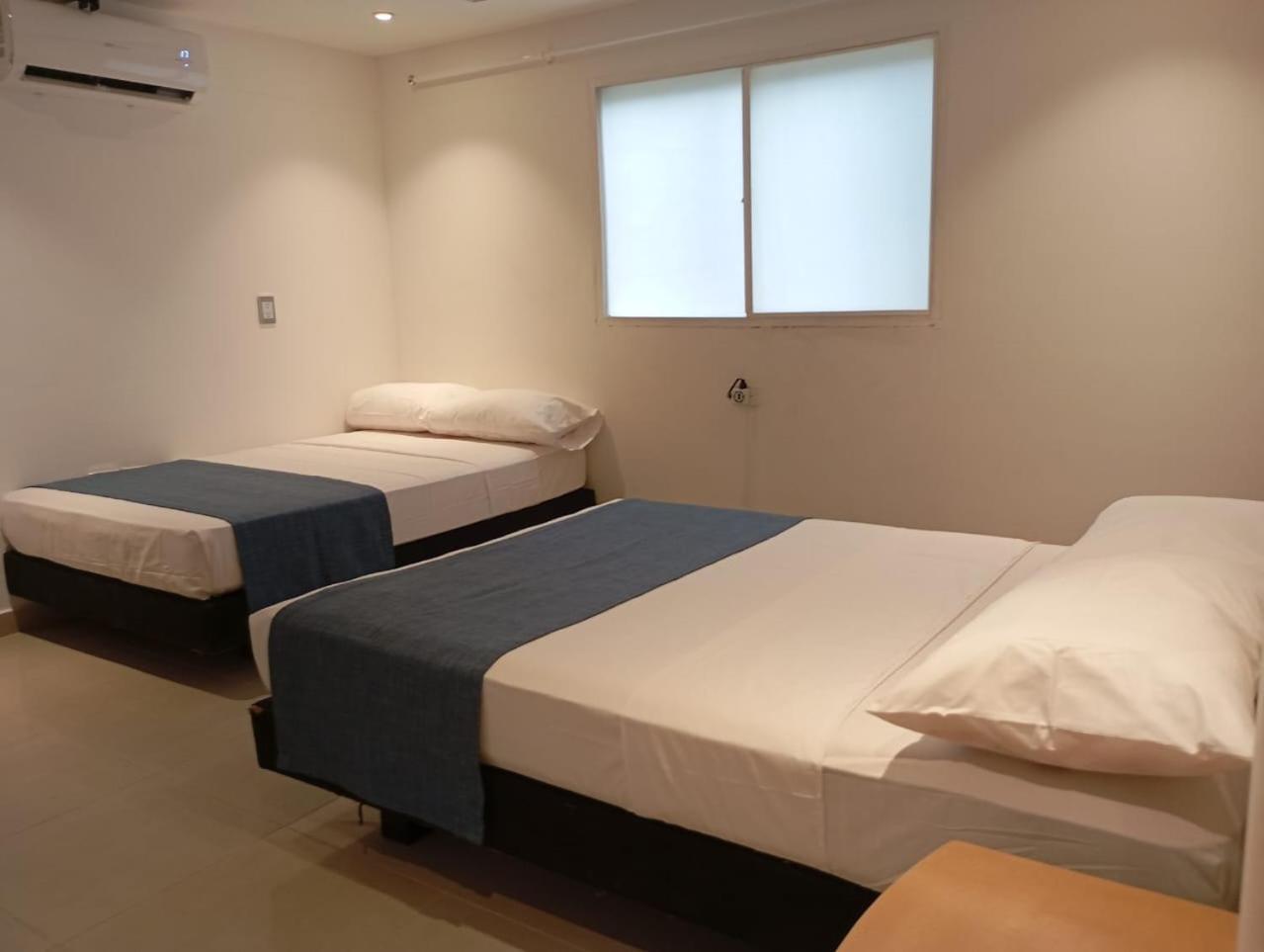 Hotel Med 33 Μεντεγίν Εξωτερικό φωτογραφία